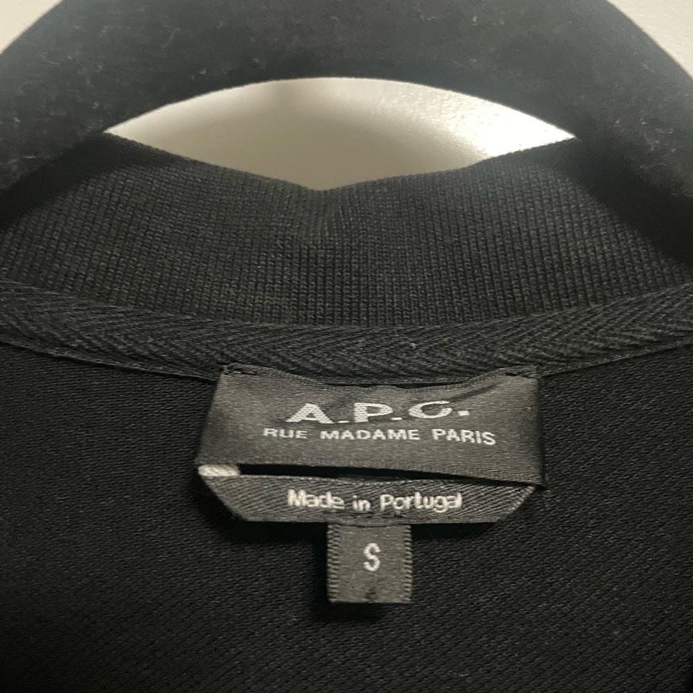 APC Polo - Picture 2 of 5